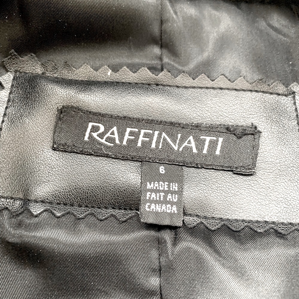 Raffinati long black wool coat with leather trim - Picture 15 of 15